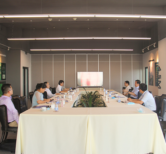 深圳工业总会会长吴光权一行莅临2007so太阳集团调研