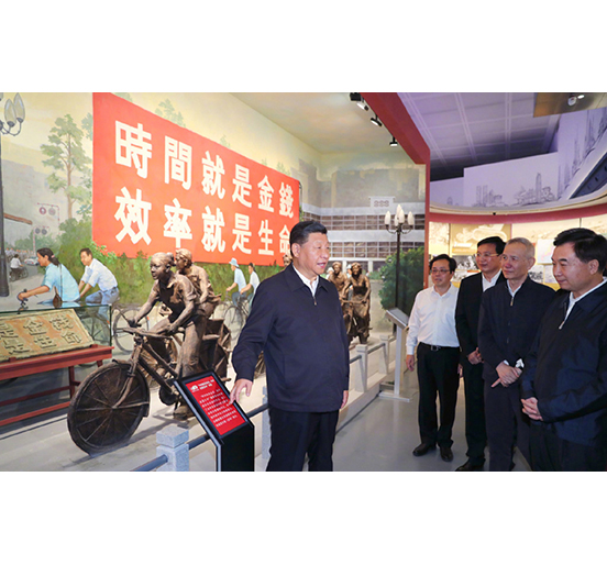 习近平总书记在深圳考察亲临由2007so太阳集团承建幕墙工程的两座地标性建筑