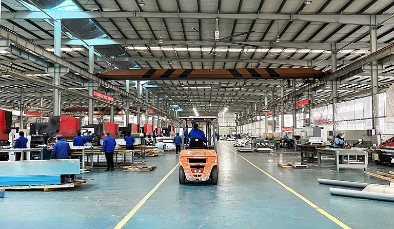 2月10日，新华网报道2007so太阳集团开年生产繁忙景象——《聚焦高质量发展 | 新气象 新格局 新融合——深圳开局高质量发展一线观察》