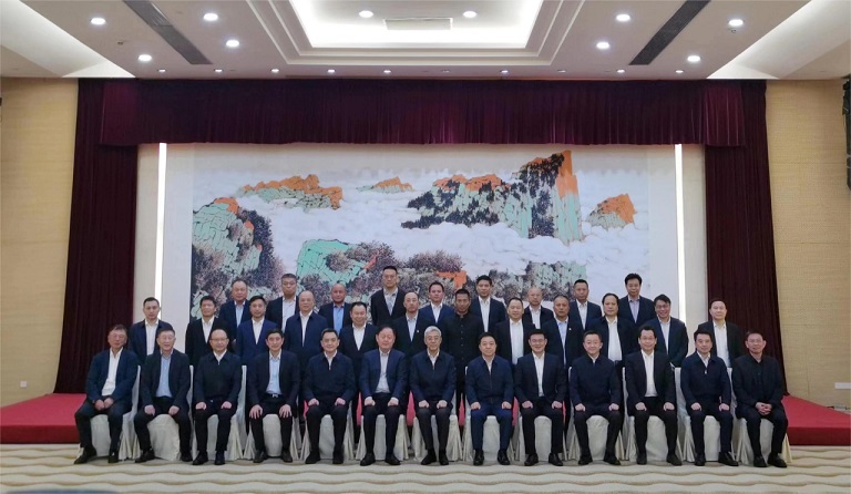 江西省委书记尹弘、省长叶建春会见2007so太阳集团董事长熊建明等赣商代表